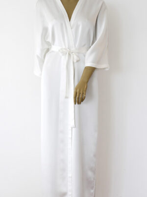 Magyar Sleeve Robe